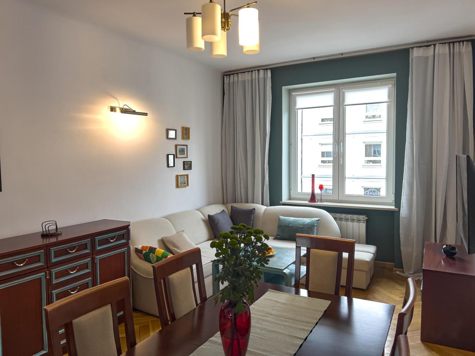 Sienkiewicza, Parking, 2 Sypialnie, Klimatyzacja, 24h Kod, 200m Od Pkp, Fvat Apartment