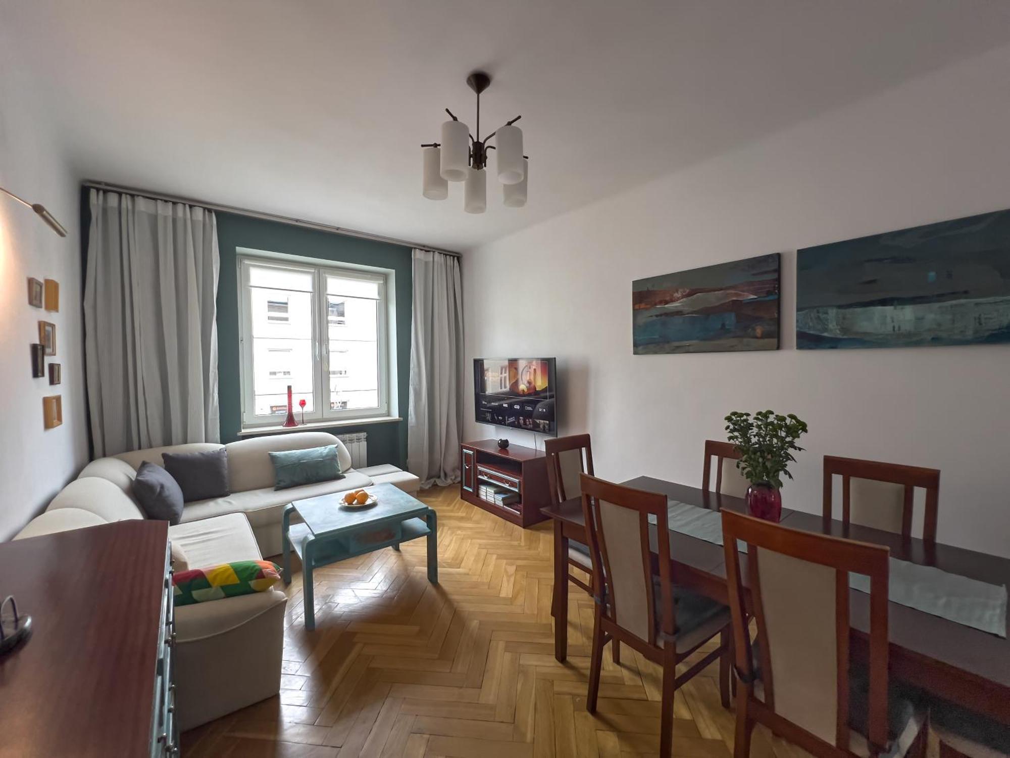 Sienkiewicza, Parking, 2 Sypialnie, Klimatyzacja, 24h Kod, 200m Od Pkp, Fvat Apartment